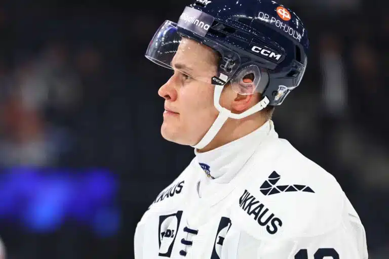 Jesse Puljujärvi jäi suomalaiskaveriensa taakse