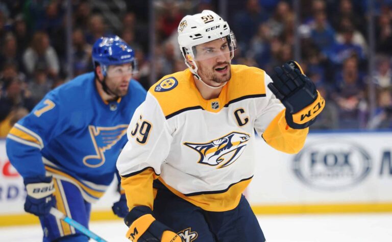 Hurja tieto – NHL-tähti palaamassa etuajassa kaukaloon