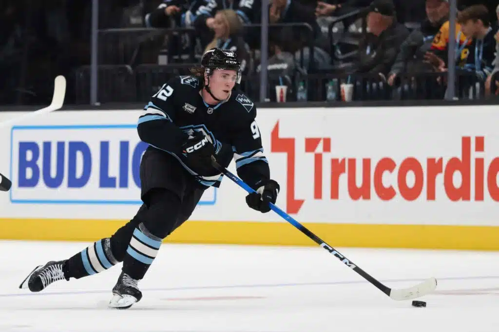 Junnut johtaa NHL:ssä edestä – superlupaus hurjasteli