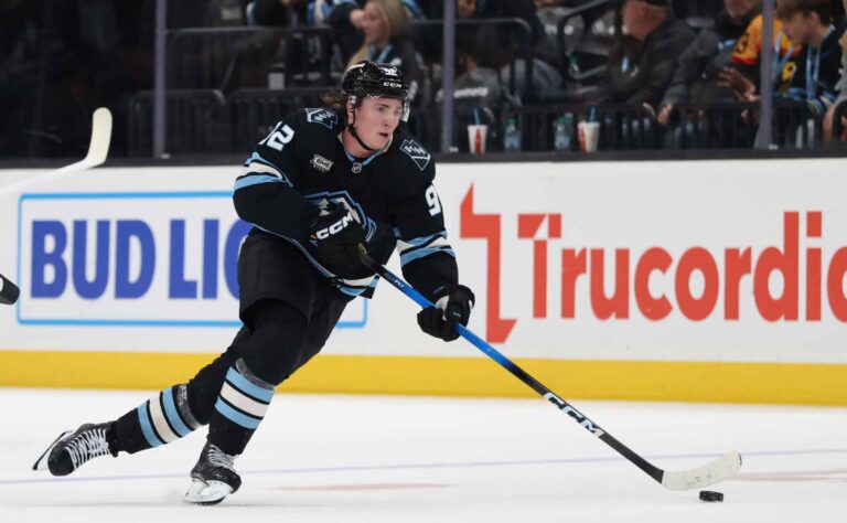 Junnut johtaa NHL:ssä edestä – superlupaus hurjasteli