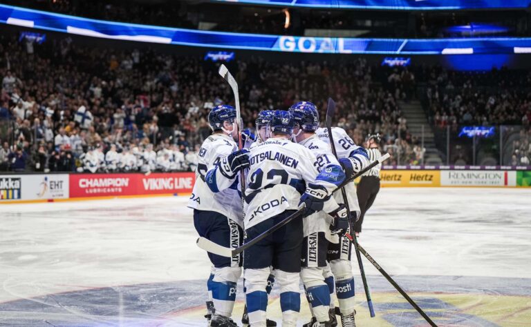 Leijonille kasvojenpesu Tshekkiä vastaan