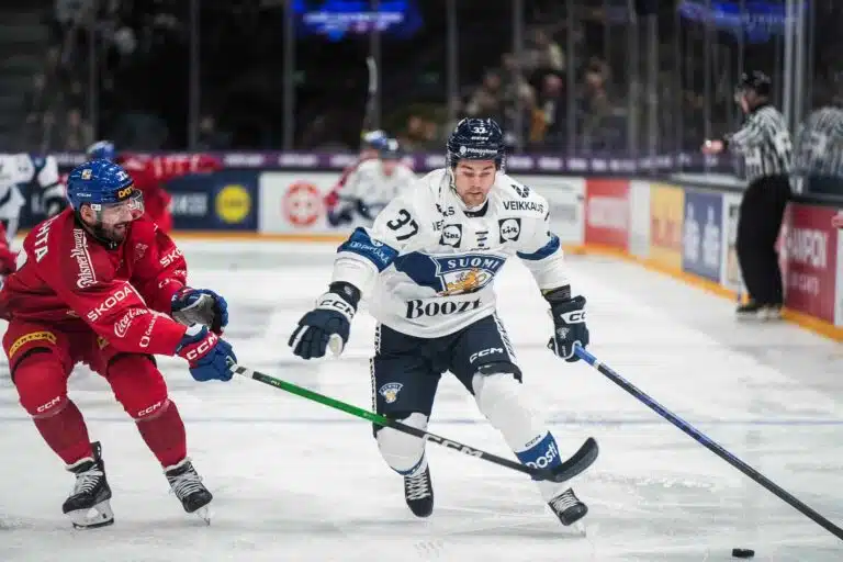 Leijonille karmiva takaisku Latvia-voitosta huolimatta