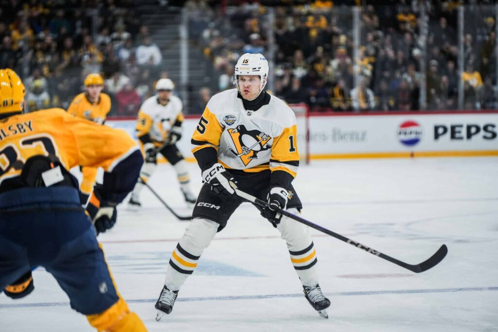 Sidney Crosby jakoi kunniaa Pittsburgh Penguinsin suomalaispelaajalle: ”Saa mitä toivomme”