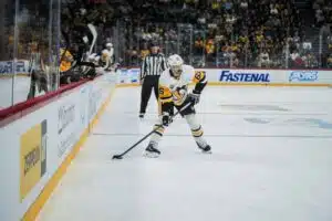 Elliotte Friedman kertoi ennusteen: Erik Karlsson pian Torontoon?