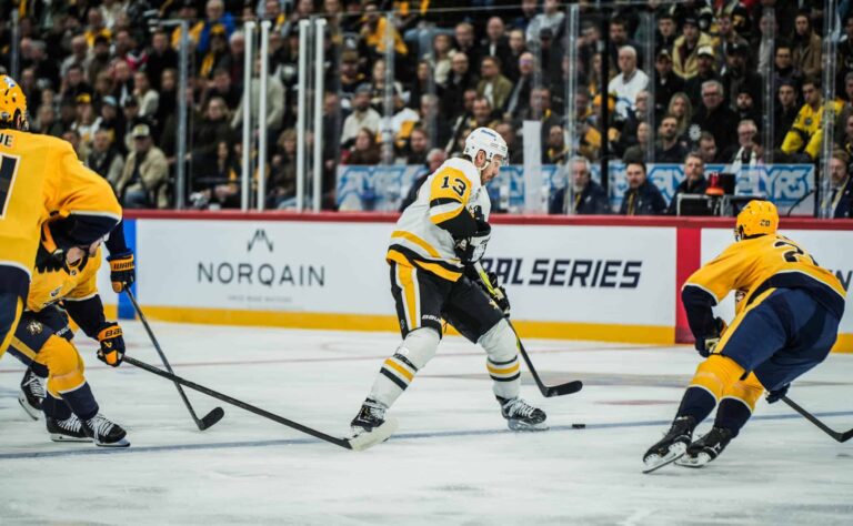 Kriisipelaajalta raju paljastus kulttivalmentaja John Tortorellasta: ”Itseasiassa”