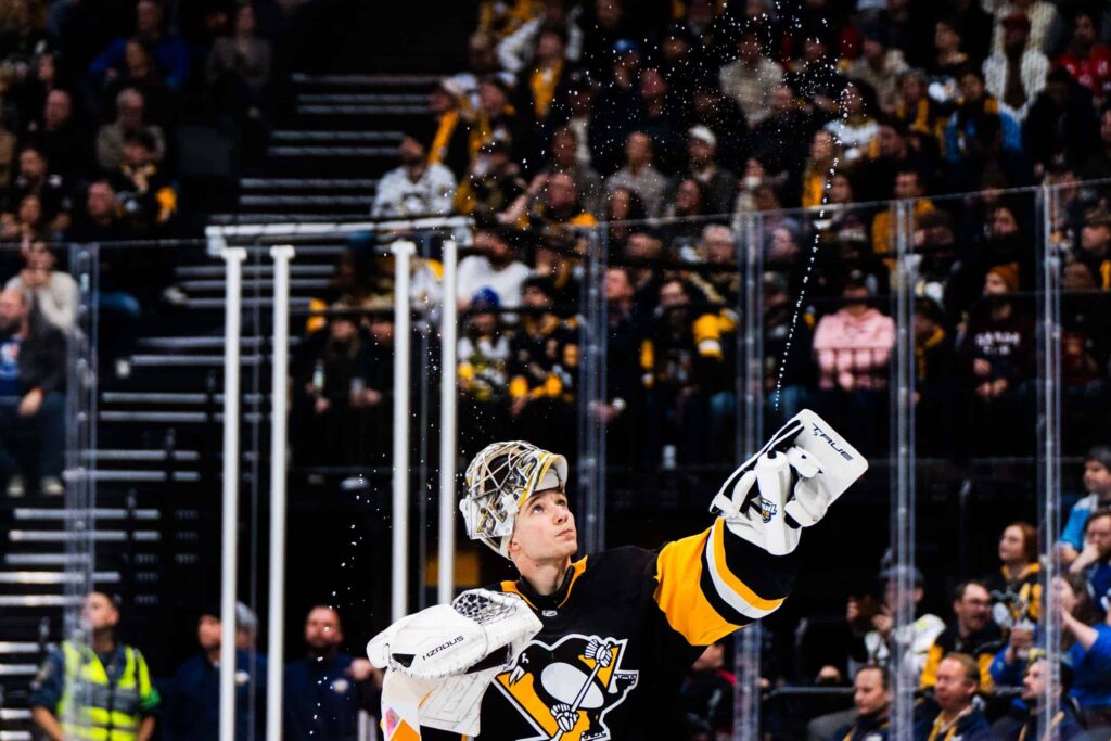 Pittsburgh Penguinsin maalivahti Sergei Murashov