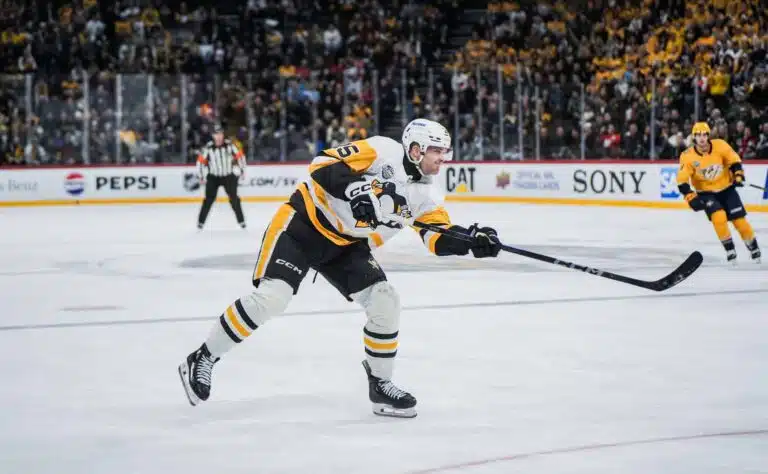 Iloisia suomalaisuutisia – AHL-jyrä nousi NHL-jengin mukaan