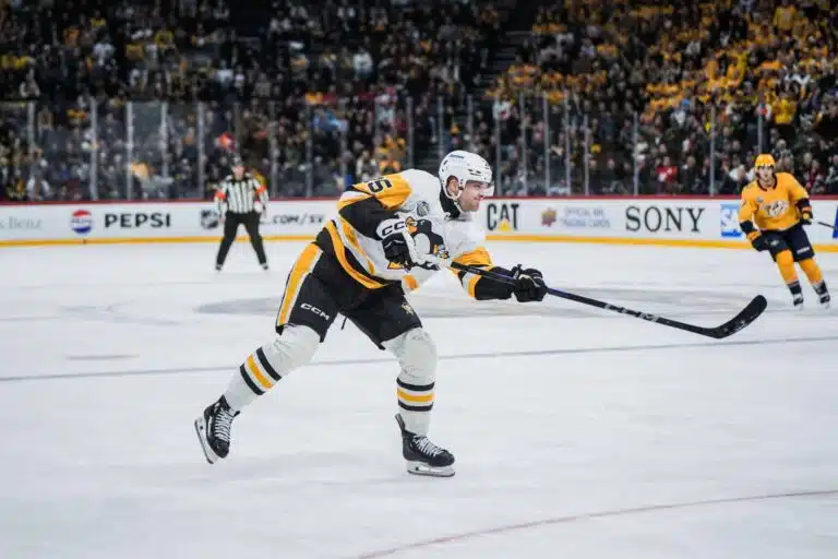 Iloisia suomalaisuutisia – AHL-jyrä nousi NHL-jengin mukaan
