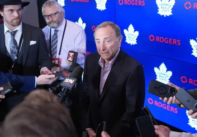 Jääkiekkopomolta iso paljastus: NHL palaamassa Suomeen hyvin pian