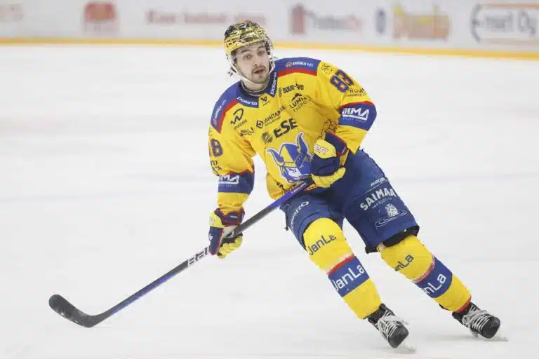 Niko Huuhtanen palaa Liigaan nälkäisenä – HIFK oli hänelle ainoa vaihtoehto