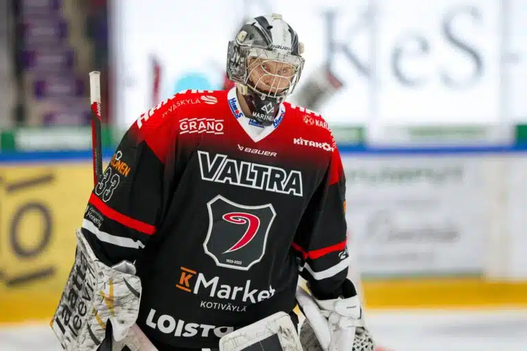 Suomalaisen NHL-lupauksen kauteen yllättävä käänne