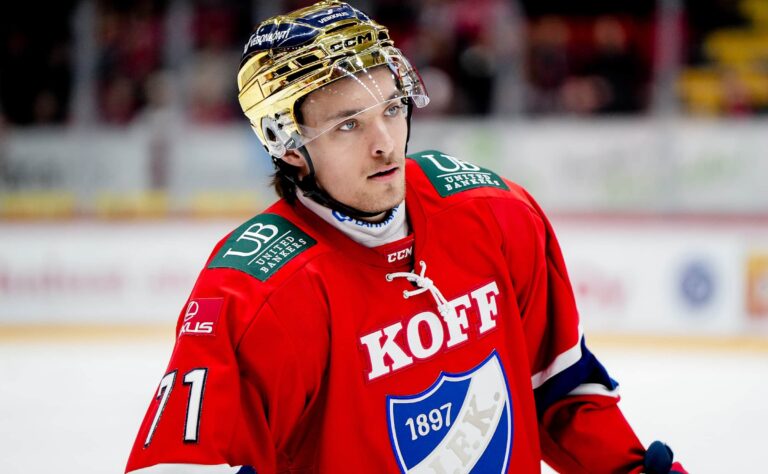 HIFK:n kova kiinnitys vahvistui – tunteikas puheenvuoro raskaasta menetyksestä