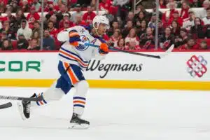Lähde: Toronto Maple Leafs ja Edmonton Oilers neuvottelivat jättitreidistä