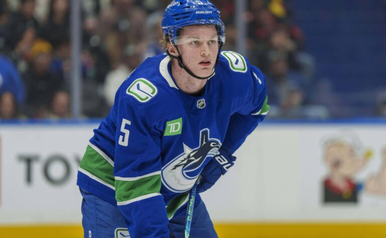 Ruotsin NHL-komeetalla iso ilta – kiekkolegenda hehkutti