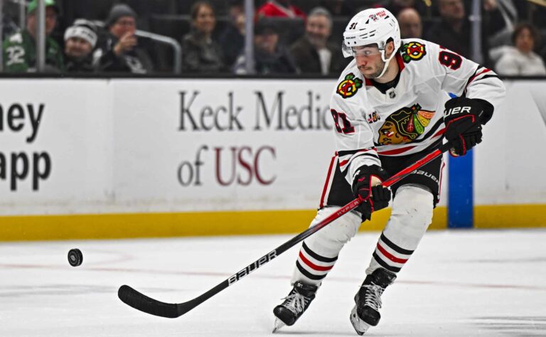 Miljoonasopimuksen tehnyt NHL-tähti loukkaantui – valmentajalta huolestuttava tieto