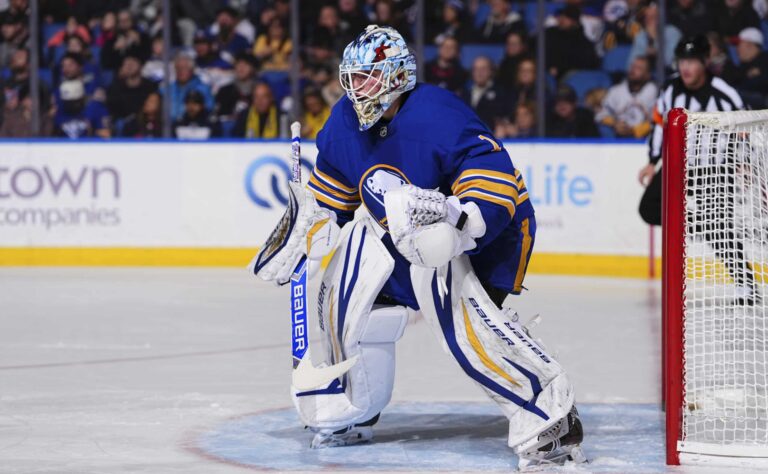 Suomalaispelaaja lähtökuopissa? – tämä NHL-seura valmis jättikauppaan