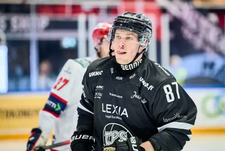 Urheilucast: Lukko pisti valtavasti rahaa likoon saadakseen Aleksi Saarelan