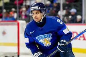 Nuori Leijona avautui kohtelustaan Ruotsissa – järjetön hissiliike