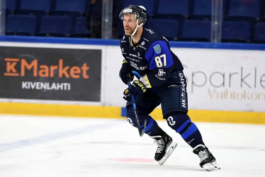 Jääkiekon olympiavoittaja palasi Liiga-kaukaloon – tässä tulos
