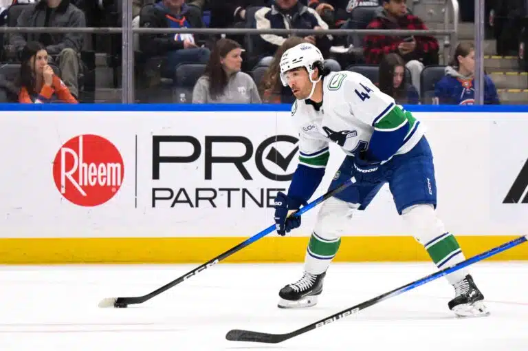 Yksi NHL:n huhutuimmista treideistä toteutui