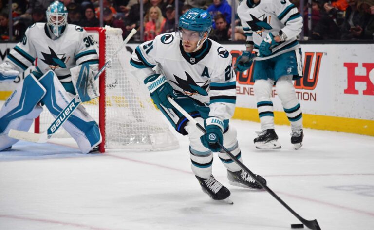 Ruotsin olympiatähdelle tilipäivä – jatkaa pitkään heittopussin riveissä