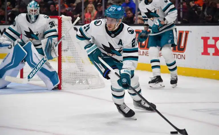 Ruotsin olympiatähdelle tilipäivä – jatkaa pitkään heittopussin riveissä