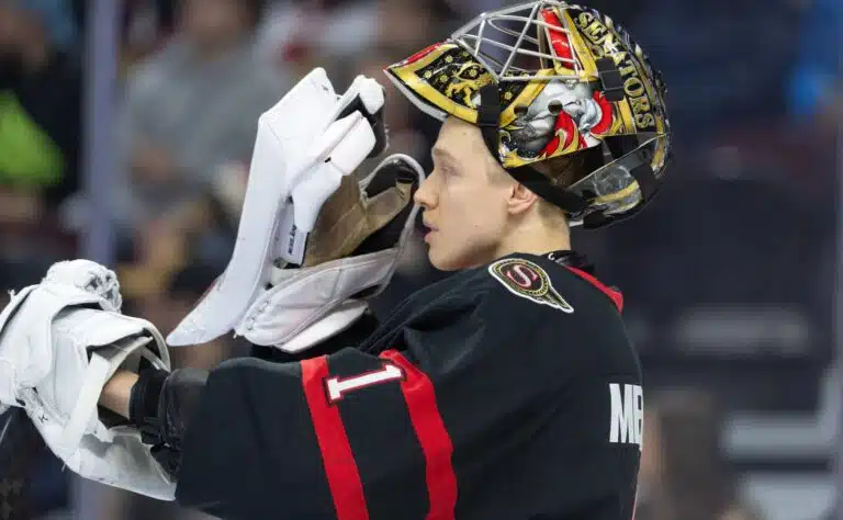 Joukkuekaveri heitti suomalaisen NHL-vahdin bussin alle