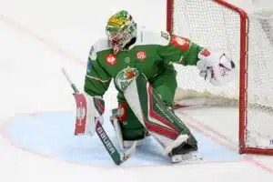 Lähde: Kaksi Liiga-joukkuetta taistelevat SHL-vahdin palveluksista