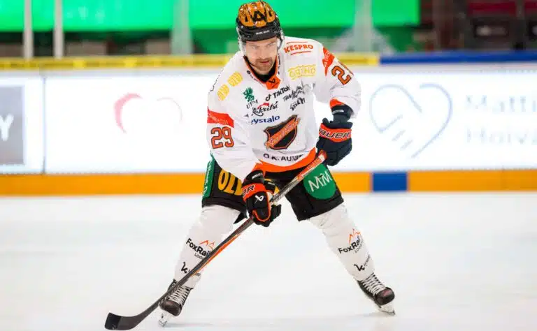 KooKoo menetti tähtihyökkääjänsä toista kertaa ulkomaille