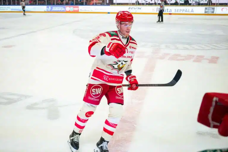Sportista lähtenyt puolustaja statistin rooliin uudessa joukkueessaan