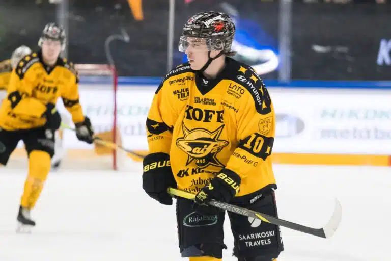 Lähde: Otto Kivenmäki on tehnyt sopimuksen ulkomaille
