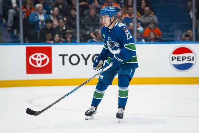 Vancouver Canucksin superlupauksen kausi ohi