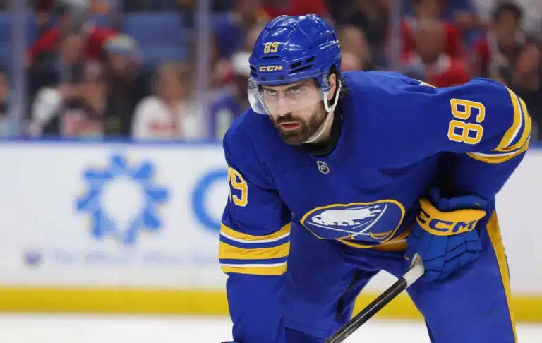 Lähde: Toronto Maple Leafs suunnittelee kahden ison vonkaleen kaappaamista