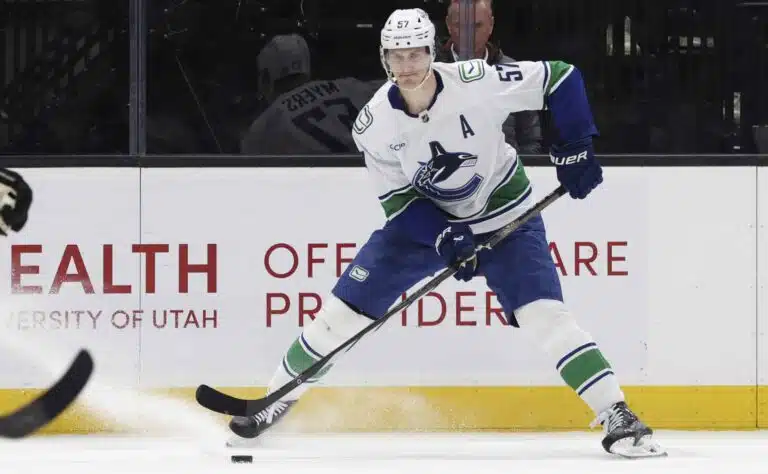 Lähde: NHL-konkarista on tehty treiditarjous