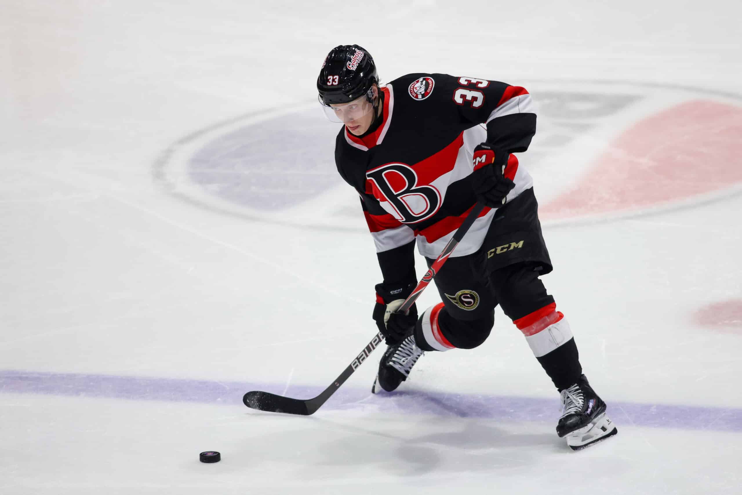 Suomalaispakin NHL-ura ohi? Vammalla karmea ajoitus