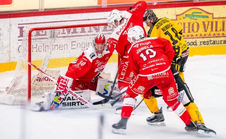 Ässille huolestuttava uutinen supertärkeän ottelun alla