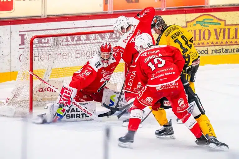 Ässille huolestuttava uutinen supertärkeän ottelun alla