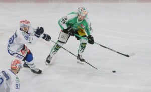 Lähde: Ex-Liiga-tähdelle kahdeksan joukkuetta seitsemään vuoteen