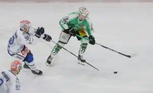 Lähde: Ex-Liiga-tähdelle kahdeksan joukkuetta seitsemään vuoteen