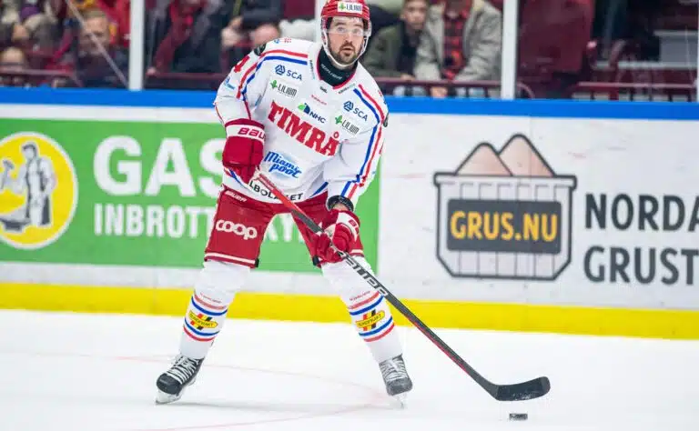 Osana hurjia pelaajakauppoja mukana ollut NHL-puolustaja päätyi odotettuun ratkaisuun