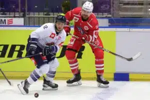 EHT-kokenut hyökkääjä parhaassa peli-iässä mainittu Liigaan viittaavissa huhuissa