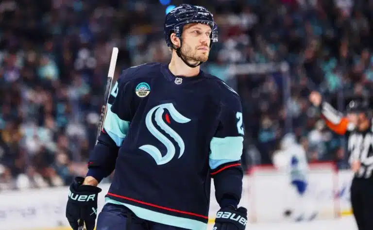 NHL-toimittaja povaa puolustajakolossin siirtoa