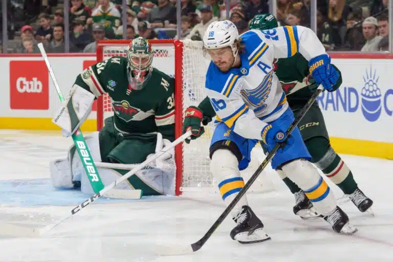 Lähde: St. Louis Blues sai Robert Thomasista jättitarjouksen – kaduttaako päätös jo nyt?