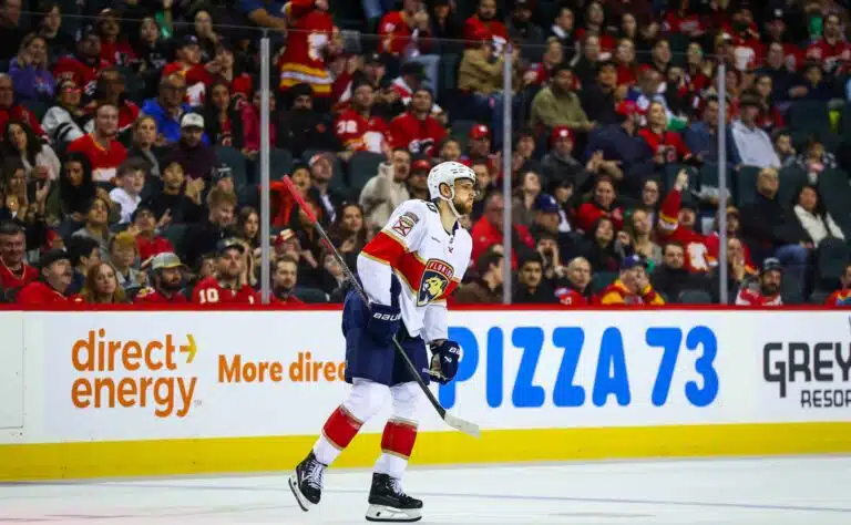 NHL-hyökkääjälle pelikielto törkyisestä taklauksestaan