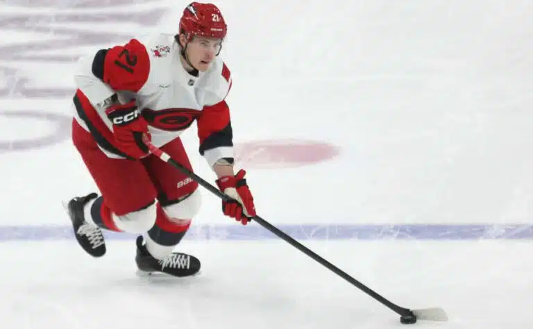 Carolina Hurricanes pyrkii kovaa vauhtia NHL:n venäläisimmäksi joukkueeksi