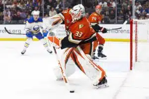 Ville Husso puhuu – tällaista on olla kakkosvahti NHL:n pudotuspeleissä