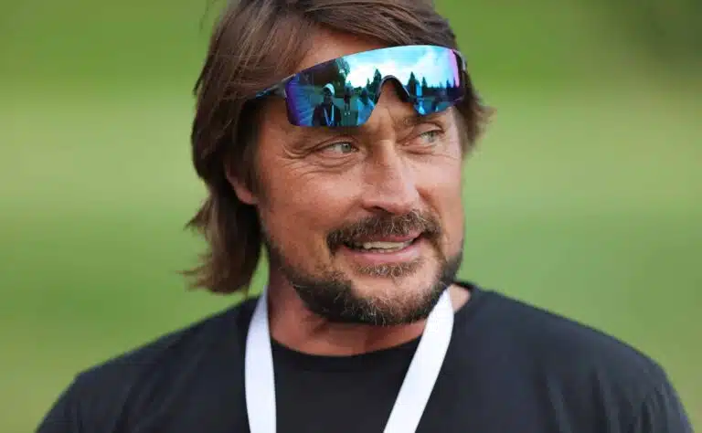 Teemu Selänne leikkaushoidossa