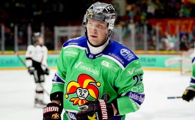 Jokeri-hyökkääjälle iso pelikielto Mestis-finaalin törkytempusta