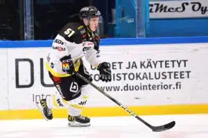 Sport kaappasi pelaajan Nuorten Leijonien maajoukkueringistä