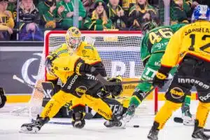 Liiga pyörsi viime hetkellä päätöksensä